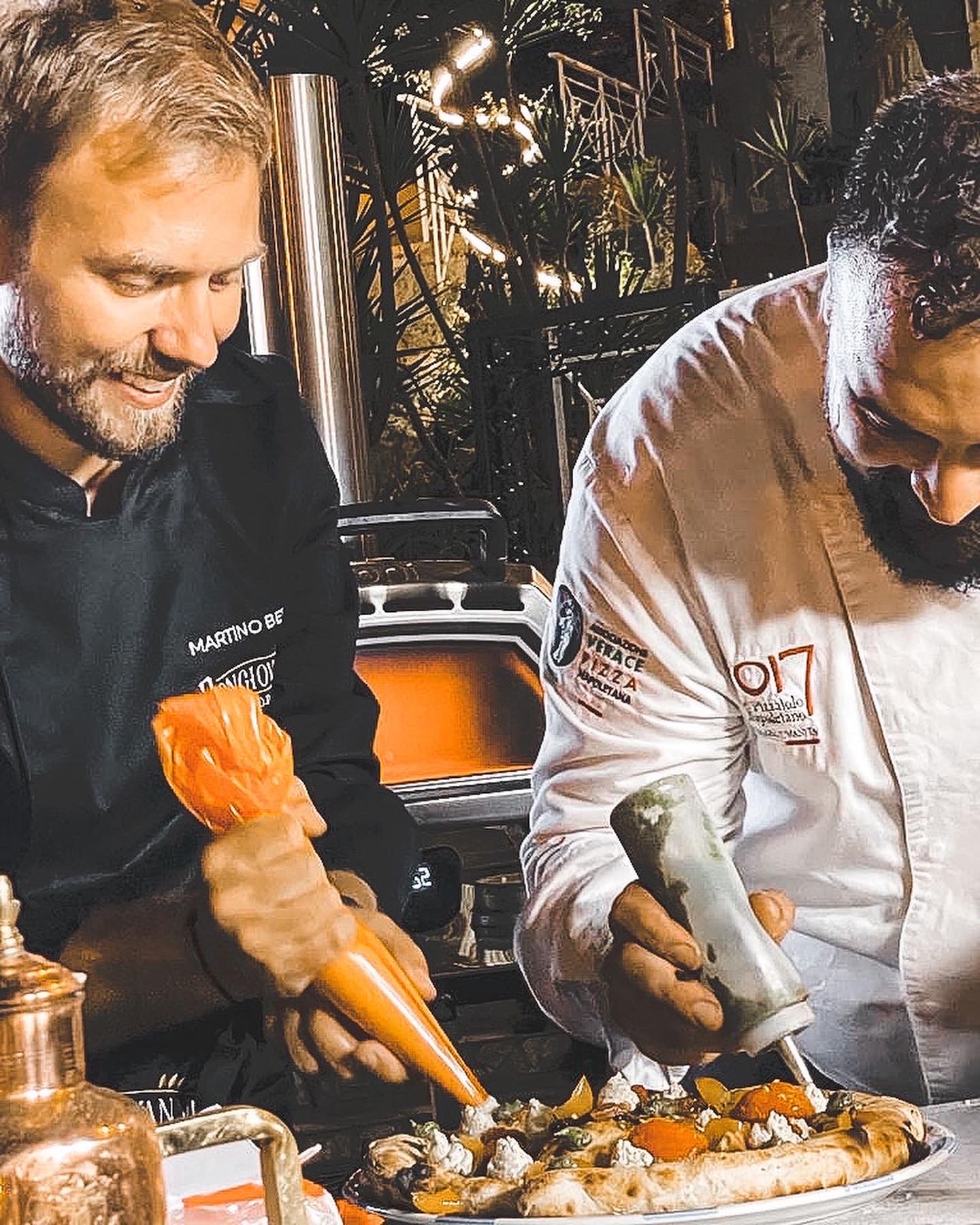 Pizza Classica Napoletana: perché va fatta nel forno a legna? - Scuola Arte  Bianca